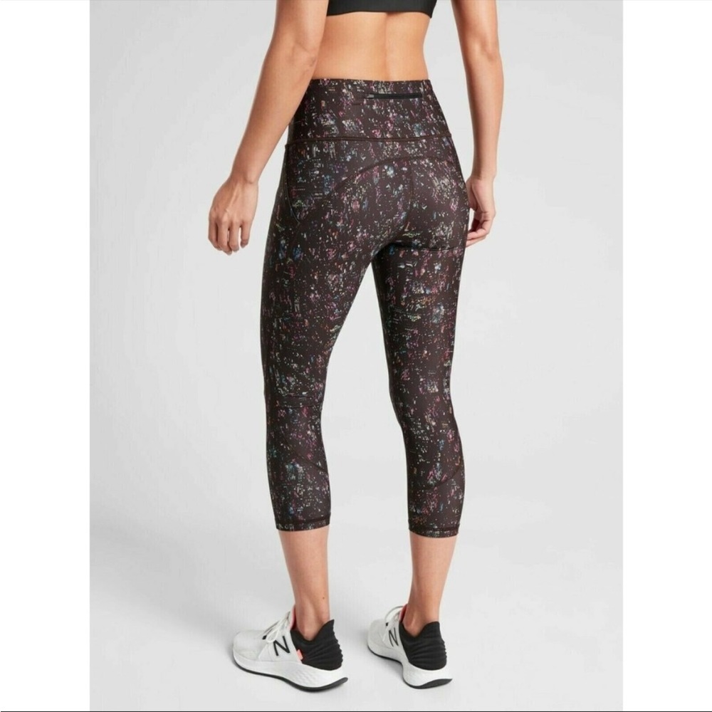 Athleta Womens Brown XS Lightning City Lights Capri Leggings Style 532367